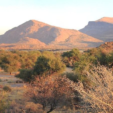 Hohenstein Lodge Usakos ภายนอก รูปภาพ